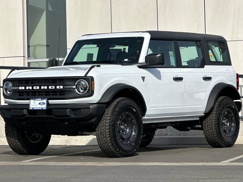 New 2025 Ford Bronco 4-Door w/ Sasquatch Package image 7