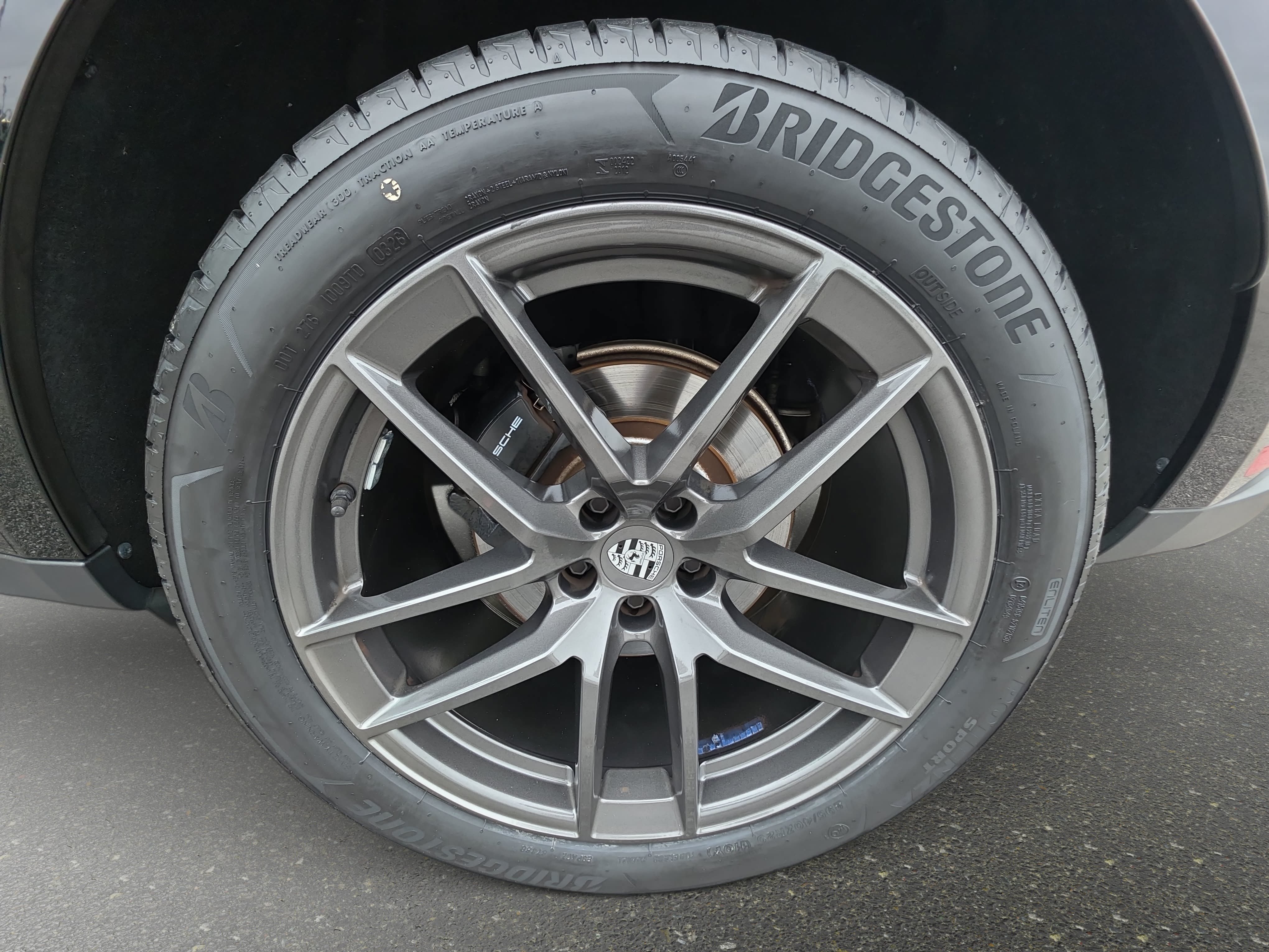 Used 2023 Porsche Macan Turbo AWD/4WD image 34