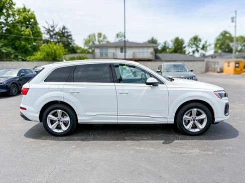 Used 2025 Audi Q7 3.0T Premium w/ Convenience Package AWD/4WD image 9