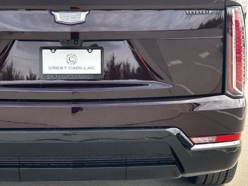 New 2026 Cadillac Escalade IQ Sport 1 w/ LPO, ONYX Package AWD/4WD image 6