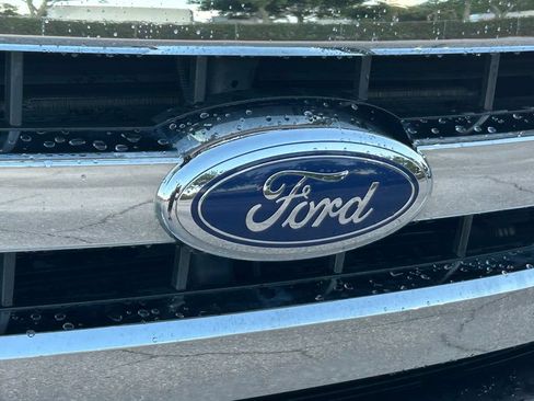 Used 2017 Ford F150 XLT AWD/4WD image 19