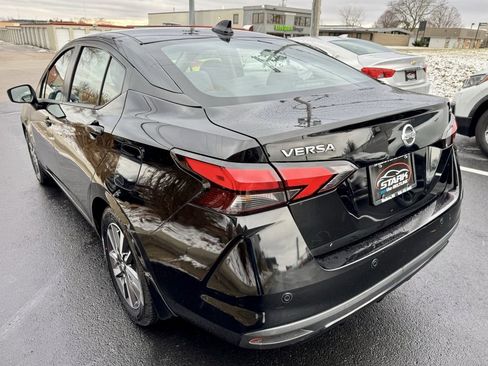 Used 2020 Nissan Versa SV image 5