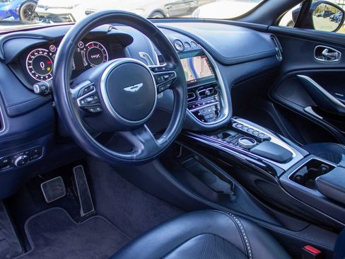 Used 2022 Aston Martin DBX AWD/4WD image 12
