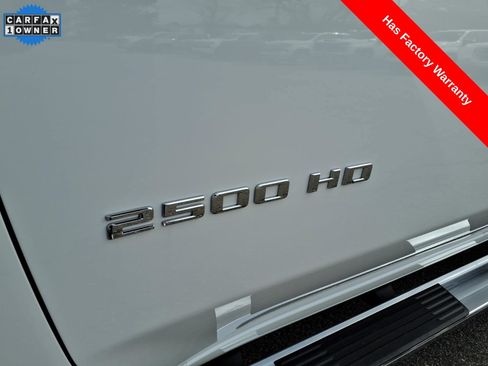 Used 2025 Chevrolet Silverado 2500 LT w/ Convenience Package AWD/4WD image 9
