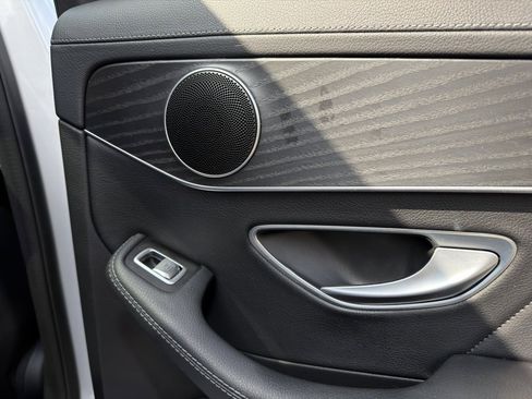 Used 2016 Mercedes-Benz C 300 Sedan w/ Multimedia Package image 29