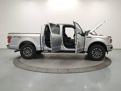 Used 2018 Ford F150 XLT w/ Equipment Group 302A Luxury AWD/4WD image 16