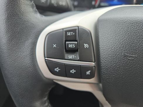Certified 2023 Ford Explorer XLT w/ Equipment Group 202A AWD/4WD image 14