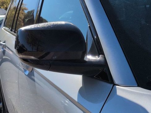 Certified 2024 Jeep Grand Cherokee L Laredo image 11