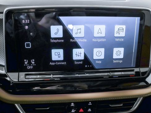 New 2026 Volkswagen Atlas Cross Sport SEL image 27