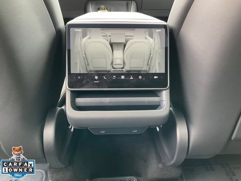 Used 2026 Tesla Model Y AWD image 43