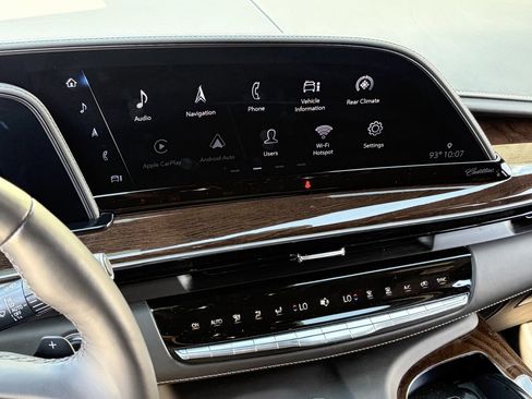 Certified 2023 Cadillac Escalade Sport Platinum AWD/4WD image 27