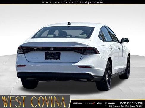 Used 2025 Honda Accord SE image 10