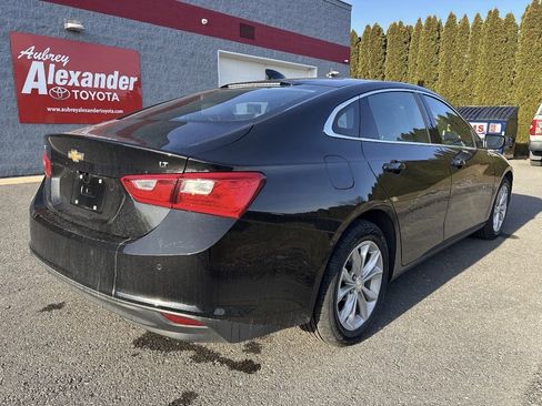 Used 2024 Chevrolet Malibu LT image 3