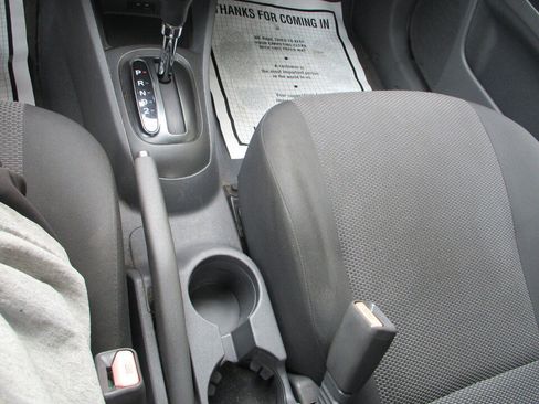 Used 2011 Kia Rio LX w/ Value Pkg FWD image 34