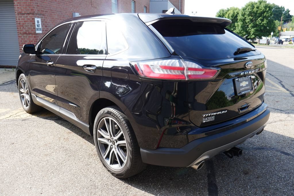 Used 2024 Ford Edge Titanium AWD/4WD image 3