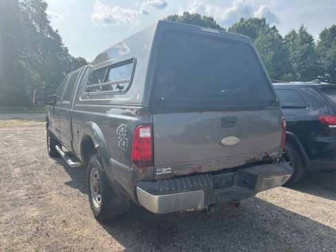 Used 2012 Ford F250 XL w/ PWR Equipment Group image 4