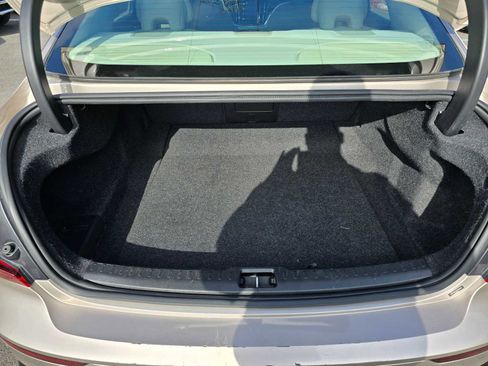 Used 2024 Volvo S60 B5 Plus image 14