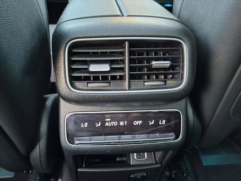 Used 2023 Mercedes-Benz GLS 450 4MATIC image 18