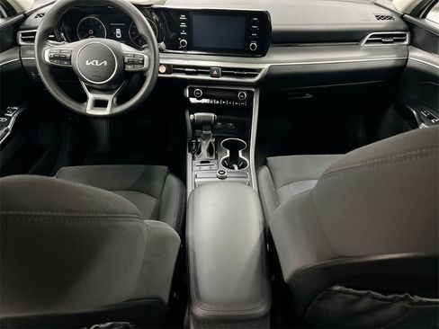 Used 2023 Kia K5 LXS image 10