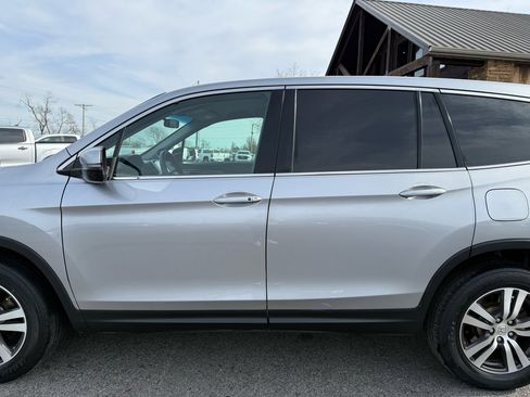 Used 2017 Honda Pilot EX image 32