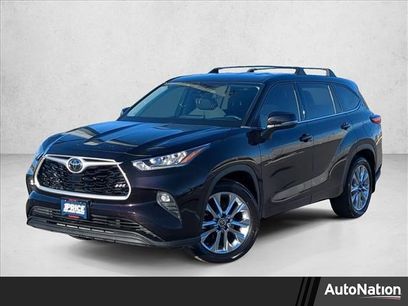Used 2020 Toyota Highlander LE