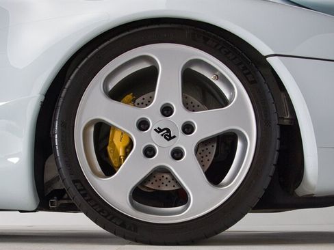 Used 1997 Porsche 911 Carrera image 9