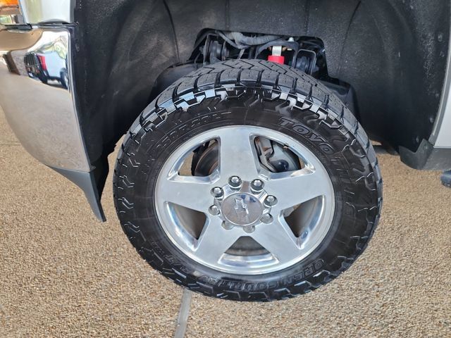 Used 2015 Chevrolet Silverado 2500 LTZ w/ Duramax Plus Package AWD/4WD image 22