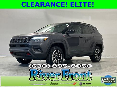 Used 2024 Jeep Compass Trailhawk w/ Trailhawk Elite Group image 1