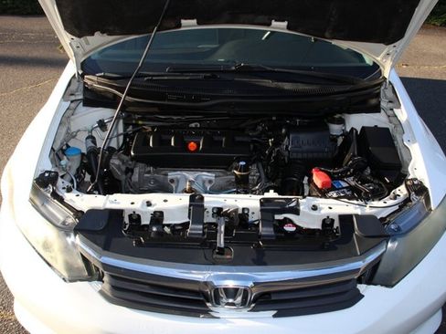 Used 2012 Honda Civic LX image 17