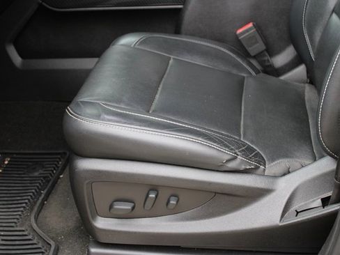 Used 2018 Chevrolet Silverado 1500 LTZ Z71 w/ LTZ Plus Package image 15