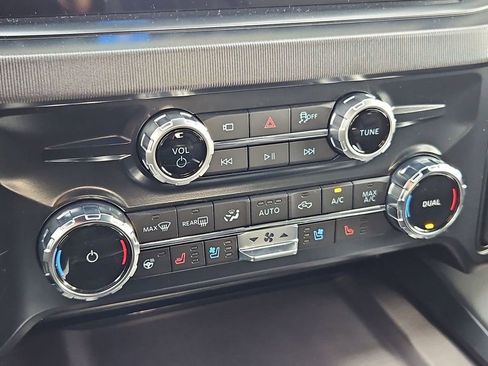 New 2026 Ford F250 Platinum AWD/4WD image 21
