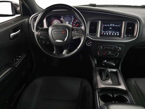 Used 2019 Dodge Charger SXT image 16