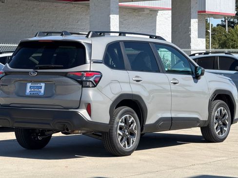 New 2026 Subaru Forester Premium AWD/4WD image 3