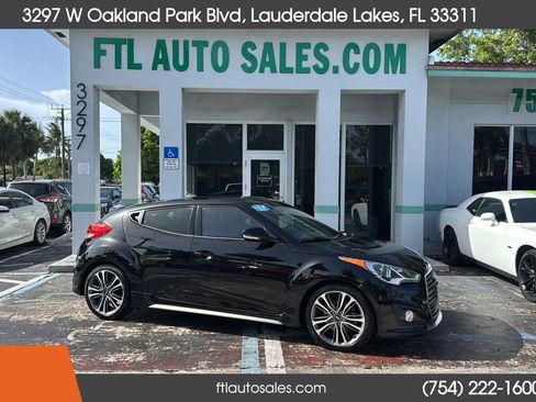 Used 2016 Hyundai Veloster Turbo w/ Option Group 04 FWD image 12