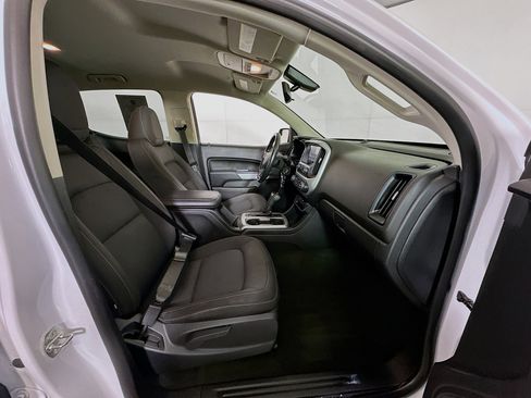 Used 2018 Chevrolet Colorado LT w/ LT Convenience Package RWD image 32