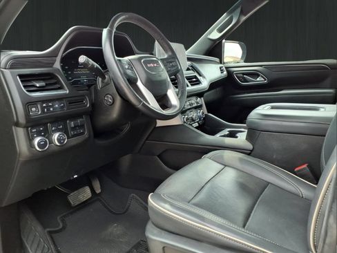 Used 2022 GMC Yukon SLT w/ SLT Luxury Package AWD/4WD image 21