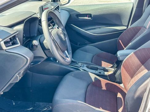 Used 2024 Toyota Corolla SE w/ SE Premium Package FWD image 18