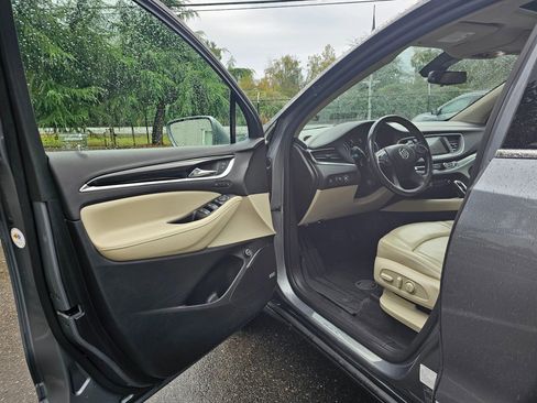 Used 2019 Buick Enclave Premium image 23