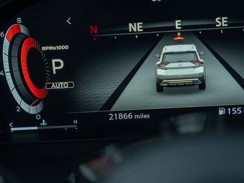 Used 2022 Nissan Rogue Platinum w/ Head-Up Display Package image 32