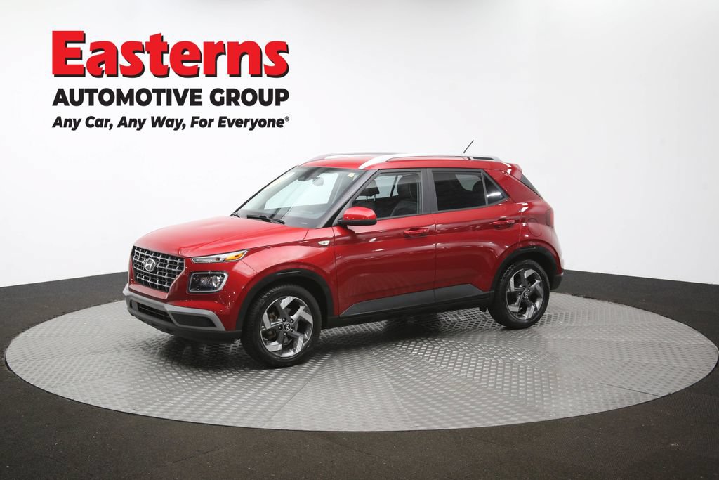 Used 2023 Hyundai Venue Limited FWD image 58