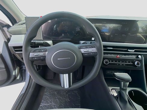 New 2026 Hyundai Sonata SE FWD image 8
