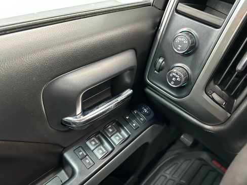 Used 2017 Chevrolet Silverado 1500 LT image 20