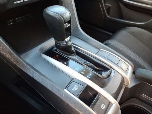 Used 2020 Honda Civic LX image 17