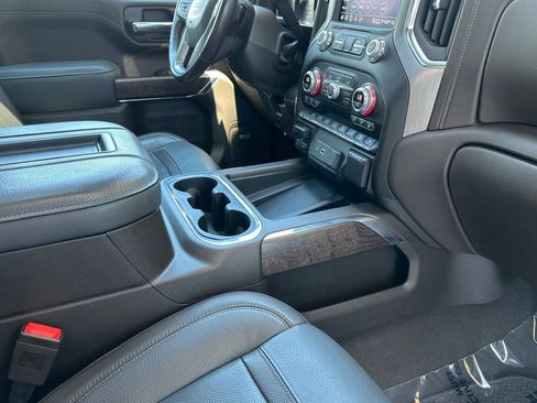 Used 2022 GMC Sierra 1500 Denali w/ Denali Reserve Package AWD/4WD image 16