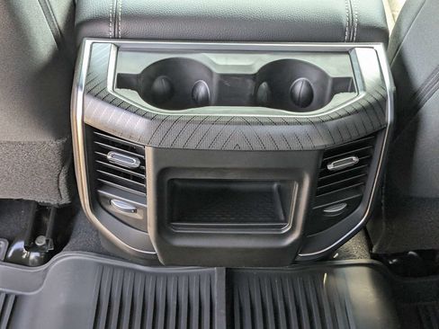 New 2026 RAM 2500 Big Horn AWD/4WD image 14