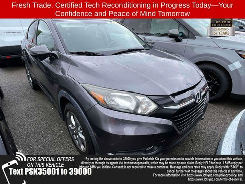 Used 2017 Honda HR-V EX image 1