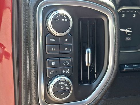 Used 2020 GMC Sierra 2500 Denali w/ Denali Ultimate Package AWD/4WD image 31