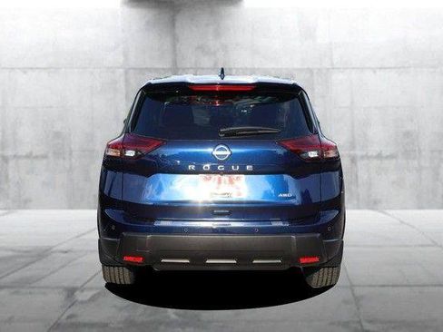 Used 2025 Nissan Rogue SV AWD/4WD image 6