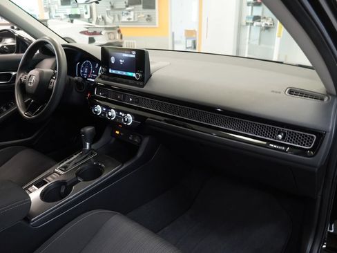 Used 2022 Honda Civic LX image 34