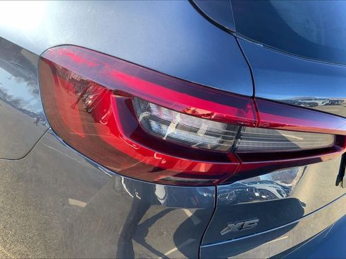 Used 2021 BMW X5 M50i w/ Executive Package image 28